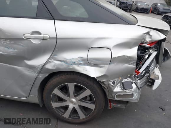 ✅ 2017 Toyota Mirai • VIN: JTDBVRBD1HA001100 • Лот: 42603540. Опубликован ранее на IAAI с пробегом 55 906 миль. Бесплатный доступ к архиву аукционных продаж из США и подробный отчёт об истории автомобиля на DreamBid. Изображение 12.