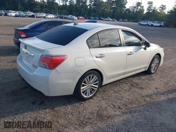 ✅ 2015 Subaru Impreza Limited • VIN: JF1GJAN66FH011390 • Lot: 43222483. Wystawiony na IAAI z przebiegiem 188 909 mil. Bezpłatny archiwum sprzedaży aukcyjnych z USA i szczegółowy raport historii pojazdu na DreamBid. Zdjęcie 4.
