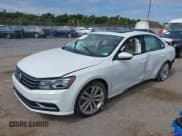 ✅ 2019 Volkswagen Passat Wolfsburg Edition • VIN: 1VWLA7A34KC012386 • Лот: 43193343. Опубликован ранее на IAAI с пробегом 46 301 миль. Бесплатный доступ к архиву аукционных продаж из США и подробный отчёт об истории автомобиля на DreamBid. Изображение 16.