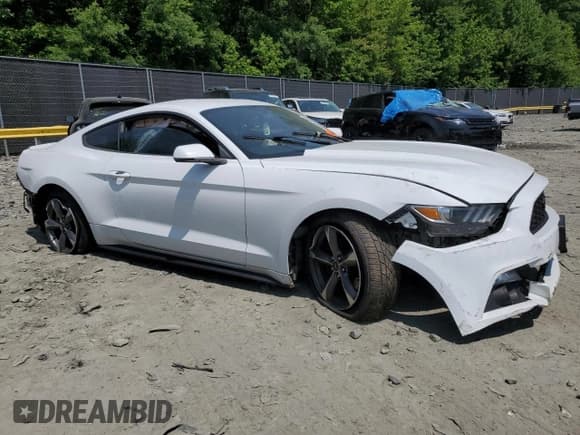 ✅ 2016 Ford Mustang EcoBoost • VIN: 1FA6P8TH2G5326763 • Lot: 59655045. Listed on Copart with 201,630 mi. Free auction sales archive from the USA and detailed vehicle history report at DreamBid. Image 4.