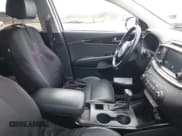 ✅ 2018 Kia Sorento SX Limited • VIN: 5XYPKDA55JG429852 • Lot: 42823592. Wystawiony na IAAI z przebiegiem 84 317 mil. Bezpłatny archiwum sprzedaży aukcyjnych z USA i szczegółowy raport historii pojazdu na DreamBid. Zdjęcie 5.