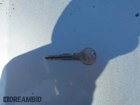 ✅ 2001 Mazda 626 LX • VIN: 1YVGF22D815201913 • Lot: 43597675. Listed on IAAI with 268,154 mi. Free auction sales archive from the USA and detailed vehicle history report at DreamBid. Image 11.