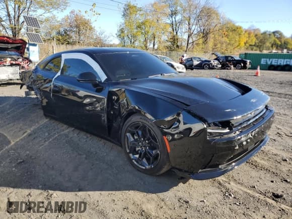 ✅ 2025 Dodge Charger R/T • VIN: 2C3CDBCK9SR543354 • Lot: 90431535. Wystawiony na Copart z przebiegiem 2 898 mil. Bezpłatny archiwum sprzedaży aukcyjnych z USA i szczegółowy raport historii pojazdu na DreamBid. Zdjęcie 4.