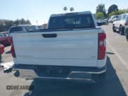 ✅ 2019 Chevrolet Silverado 1500 LT • VIN: 3GCPWCEK7KG247457 • Lot: 42141203. Wystawiony na IAAI z przebiegiem 86 875 mil. Bezpłatny archiwum sprzedaży aukcyjnych z USA i szczegółowy raport historii pojazdu na DreamBid. Zdjęcie 17.