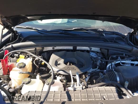 ✅ 2022 Jeep Grand Cherokee • VIN: 1C4RJYB66N8757188 • Lot: 43411033. Listed on IAAI with 27,381 mi. Free auction sales archive from the USA and detailed vehicle history report at DreamBid. Image 10.