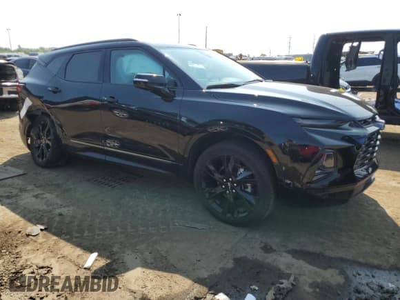 ✅ 2022 Chevrolet Blazer RS • VIN: 3GNKBERS1NS211588 • Lot: 68422405. Listed on Copart with 24,213 mi. Free auction sales archive from the USA and detailed vehicle history report at DreamBid. Image 4.