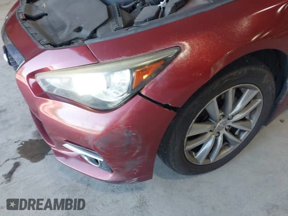 ✅ 2014 Infiniti Q50 Premium • VIN: JN1BV7AR2EM692944 • Lot: 43182466. Wystawiony na IAAI z przebiegiem 162 244 mil. Bezpłatny archiwum sprzedaży aukcyjnych z USA i szczegółowy raport historii pojazdu na DreamBid. Zdjęcie 17.