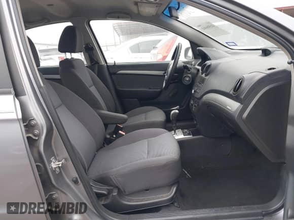 ✅ 2009 Chevrolet Aveo 1LT • VIN: KL1TD56E99B629458 • Lot: 41506661. Wystawiony na IAAI z przebiegiem 87 411 mil. Bezpłatny archiwum sprzedaży aukcyjnych z USA i szczegółowy raport historii pojazdu na DreamBid. Zdjęcie 5.