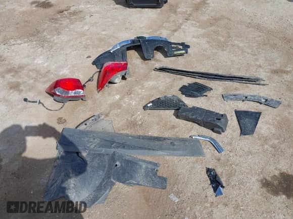 2011 Chevrolet Cruze 2LT с VIN 1G1PG5S99B7135953, выставлен на аукционе IAAI как лот 43295125 с пробегом 204 372 миль миль и . История ставок и продаж доступна на DreamBid. Изображение 12.