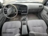 ✅ 1992 Toyota 4Runner • VIN: JT3RN37W0N6000108 • Лот: 55354815. Опубликован ранее на Copart с пробегом 239 533 миль. Бесплатный доступ к архиву аукционных продаж из США и подробный отчёт об истории автомобиля на DreamBid. Изображение 8.