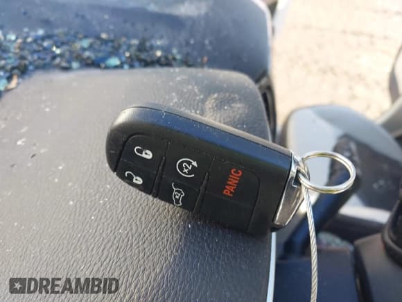 ✅ 2018 Jeep Compass Limited • VIN: 3C4NJCCB6JT318761 • Lot: 43819936. Listed on IAAI with 57,441 mi. Free auction sales archive from the USA and detailed vehicle history report at DreamBid. Image 11.