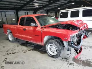 ✅ 2000 Dodge Dakota • VIN: 1B7GL22X6YS608200 • Lot: 72993524. Wystawiony na Copart z przebiegiem 156 028 mil. Bezpłatny archiwum sprzedaży aukcyjnych z USA i szczegółowy raport historii pojazdu na DreamBid. Zdjęcie 4.