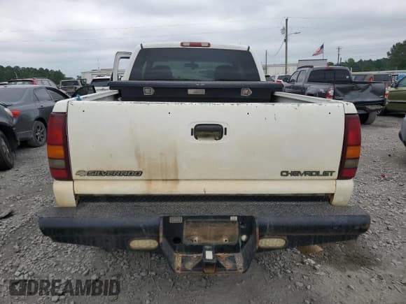 ✅ 2001 Chevrolet Silverado 2500HD LS • VIN: 1GCHK29U71E247907 • Лот: 54567435. Опубликован ранее на Copart с пробегом Не указан. Бесплатный доступ к архиву аукционных продаж из США и подробный отчёт об истории автомобиля на DreamBid. Изображение 6.