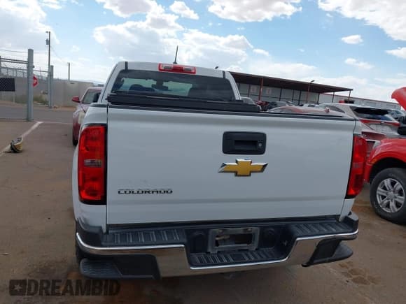 ✅ 2015 Chevrolet Colorado 2WD WT • VIN: 1GCHSAEA7F1136410 • Lot: 42200712. Listed on IAAI with 142,076 mi. Free auction sales archive from the USA and detailed vehicle history report at DreamBid. Image 16.