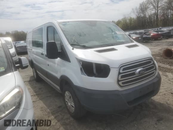 ✅ 2017 Ford Transit • VIN: 1FTYR1YM5HKA78036 • Лот: 77950674. Опубликован ранее на Copart с пробегом Не указан. Бесплатный доступ к архиву аукционных продаж из США и подробный отчёт об истории автомобиля на DreamBid. Изображение 4.