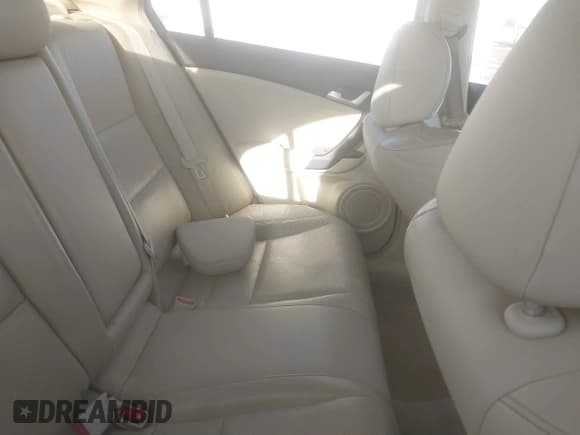 ✅ 2012 Acura TSX • VIN: JH4CU2F43CC026651 • Lot: 41384109. Listed on IAAI with 113,930 mi. Free auction sales archive from the USA and detailed vehicle history report at DreamBid. Image 8.