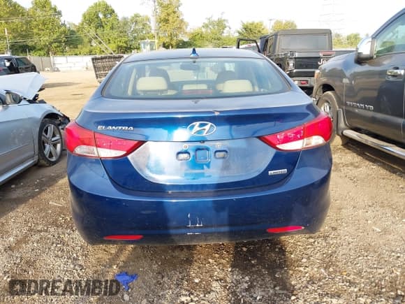 ✅ 2013 Hyundai Elantra Limited • VIN: KMHDH4AE8DU707336 • Лот: 43219008. Опубликован ранее на IAAI с пробегом 86 394 миль. Бесплатный доступ к архиву аукционных продаж из США и подробный отчёт об истории автомобиля на DreamBid. Изображение 17.
