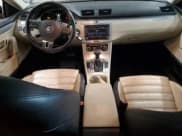 ✅ 2009 Volkswagen CC 4Motion • VIN: WVWGU73C29E513798 • Лот: 54094385. Опубликован ранее на Copart с пробегом 105 815 миль. Бесплатный доступ к архиву аукционных продаж из США и подробный отчёт об истории автомобиля на DreamBid. Изображение 8.