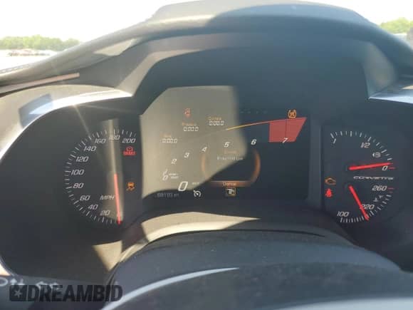 2014 Chevrolet Corvette Z51 1LT z VIN 1G1YG2D78E5120732, wystawiony jako Copart lot #57976955 z przebiegiem 68 193 mil mil oraz Szkoda całkowita • Salvage title. Historia ofert i sprzedaży dostępna na DreamBid. Obrazek 9.