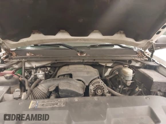 ✅ 2011 GMC Sierra 1500 SLE • VIN: 1GTR1VE01BZ205089 • Lot: 41711396. Wystawiony na IAAI z przebiegiem 299 823 mil. Bezpłatny archiwum sprzedaży aukcyjnych z USA i szczegółowy raport historii pojazdu na DreamBid. Zdjęcie 10.