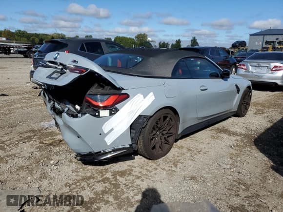 ✅ 2024 BMW M4 Competition xDrive • VIN: WBS33BA00RCP73666 • Lot: 72738944. Listed on Copart with 5,609 mi. Free auction sales archive from the USA and detailed vehicle history report at DreamBid. Image 3.