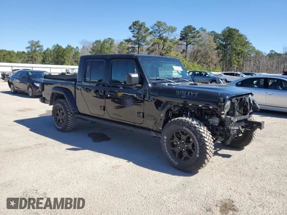 ✅ 2021 Jeep Gladiator Willys • VIN: 1C6HJTAG9ML592006 • Лот: 46604605. Опубликован ранее на Copart с пробегом 14 022 миль. Бесплатный доступ к архиву аукционных продаж из США и подробный отчёт об истории автомобиля на DreamBid. Изображение 4.