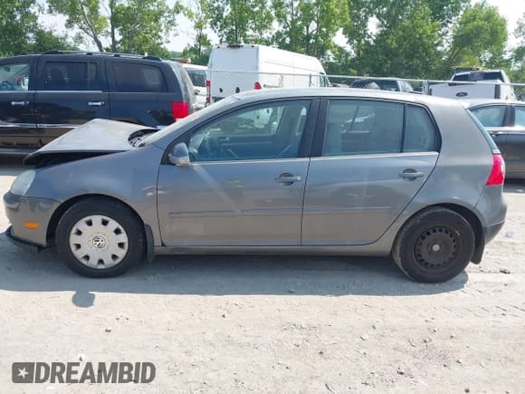 ✅ 2008 Volkswagen Rabbit S • VIN: WVWDB71K98W167258 • Lot: 42744086. Listed on IAAI with 155,783 mi. Free auction sales archive from the USA and detailed vehicle history report at DreamBid. Image 14.