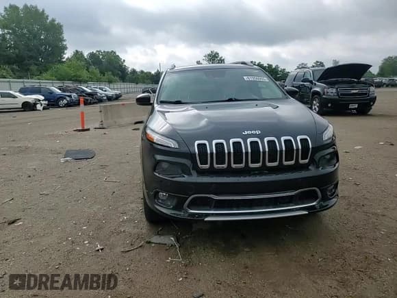 ✅ 2018 Jeep Cherokee Overland • VIN: 1C4PJMJX0JD551084 • Lot: 61356055. Wystawiony na Copart z przebiegiem 30 561 mil. Bezpłatny archiwum sprzedaży aukcyjnych z USA i szczegółowy raport historii pojazdu na DreamBid. Zdjęcie 13.
