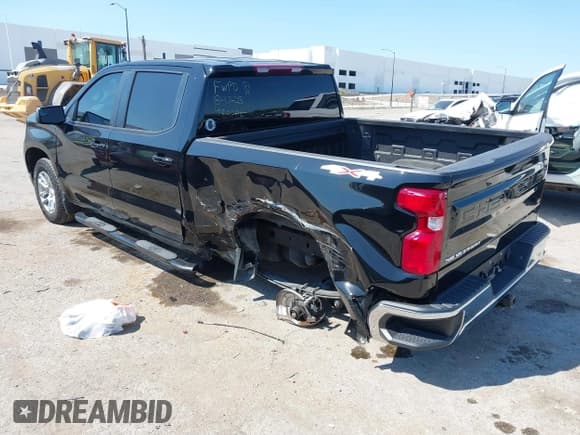 ✅ 2023 Chevrolet Silverado 1500 LT • VIN: 3GCPDDEK8PG176806 • Lot: 43138003. Listed on IAAI with 13,272 mi. Free auction sales archive from the USA and detailed vehicle history report at DreamBid. Image 3.