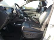 ✅ 2023 Hyundai Tucson Limited • VIN: 5NMJE3AE9PH191994 • Lot: 74843114. Wystawiony na Copart z przebiegiem 47 766 mil. Bezpłatny archiwum sprzedaży aukcyjnych z USA i szczegółowy raport historii pojazdu na DreamBid. Zdjęcie 7.