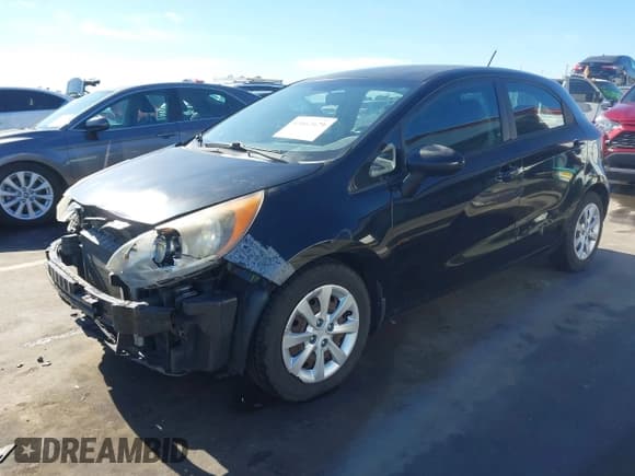 ✅ 2013 Kia Rio EX • VIN: KNADN5A31D6193199 • Lot: 43662679. Wystawiony na IAAI z przebiegiem 229 819 mil. Bezpłatny archiwum sprzedaży aukcyjnych z USA i szczegółowy raport historii pojazdu na DreamBid. Zdjęcie 18.