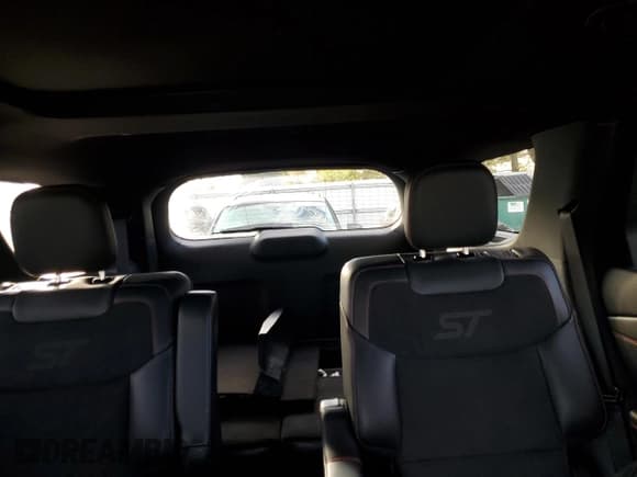 ✅ 2025 Ford Explorer ST • VIN: 1FMWK8GC7SGC61702 • Lot: 87206965. Listed on Copart with Not provided. Free auction sales archive from the USA and detailed vehicle history report at DreamBid. Image 10.