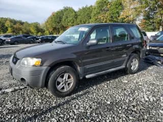 ✅ 2007 Ford Escape XLS • VIN: 1FMYU92Z07KC07201 • Lot: 86447565. Listed on Copart with 151,139 mi. Free auction sales archive from the USA and detailed vehicle history report at DreamBid. Image 1.
