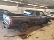 ✅ 2003 Chevrolet Silverado 1500 • VIN: 2GCEC19V531319338 • Лот: 55312034. Опубликован ранее на Copart с пробегом Не указан. Бесплатный доступ к архиву аукционных продаж из США и подробный отчёт об истории автомобиля на DreamBid. Изображение 3.