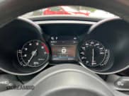 ✅ 2017 Alfa Romeo Giulia Ti • VIN: ZARFAEEN9H7544398 • Lot: 53180675. Wystawiony na Copart z przebiegiem 133 197 mil. Bezpłatny archiwum sprzedaży aukcyjnych z USA i szczegółowy raport historii pojazdu na DreamBid. Zdjęcie 8.