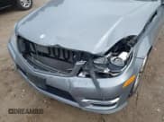 ✅ 2012 Mercedes-Benz C 300 Sport • VIN: WDDGF8BB5CR225904 • Lot: 43010982. Wystawiony na IAAI z przebiegiem 90 115 mil. Bezpłatny archiwum sprzedaży aukcyjnych z USA i szczegółowy raport historii pojazdu na DreamBid. Zdjęcie 6.