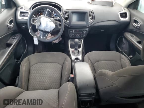 ✅ 2020 Jeep Compass Sport • VIN: 3C4NJCAB9LT253104 • Lot: 80585765. Listed on Copart with 67,717 mi. Free auction sales archive from the USA and detailed vehicle history report at DreamBid. Image 8.