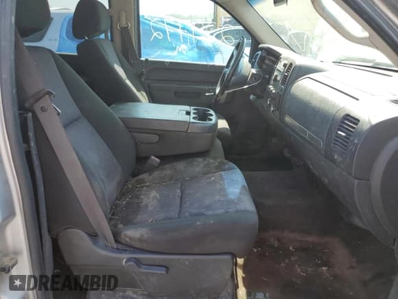 ✅ 2010 Chevrolet Silverado 2500HD LT • VIN: 1GC4KXBG8AF150516 • Лот: 53916642. Опубликован ранее на Copart с пробегом 229 772 миль. Бесплатный доступ к архиву аукционных продаж из США и подробный отчёт об истории автомобиля на DreamBid. Изображение 5.