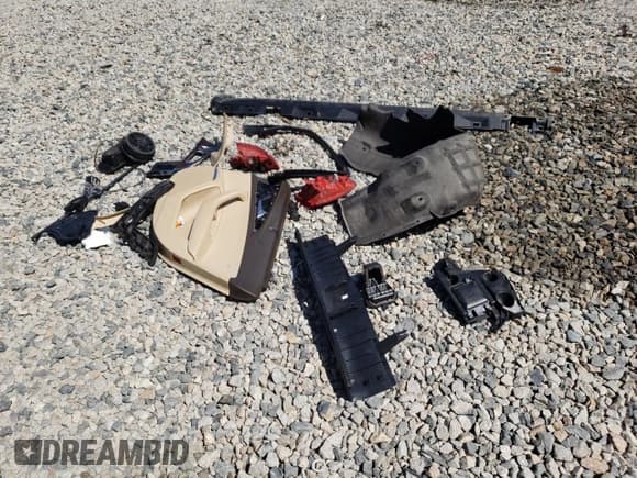 ✅ 2015 Audi A6 Prestige • VIN: WAUHGAFC8FN020611 • Lot: 69102105. Listed on Copart with 103,023 mi. Free auction sales archive from the USA and detailed vehicle history report at DreamBid. Image 12.