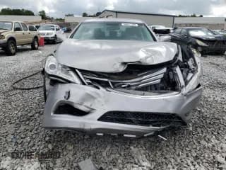 ✅ 2013 Hyundai Azera • VIN: KMHFG4JG0DA247197 • Лот: 68671165. Опубликован ранее на Copart с пробегом 68 175 миль. Бесплатный доступ к архиву аукционных продаж из США и подробный отчёт об истории автомобиля на DreamBid. Изображение 5.