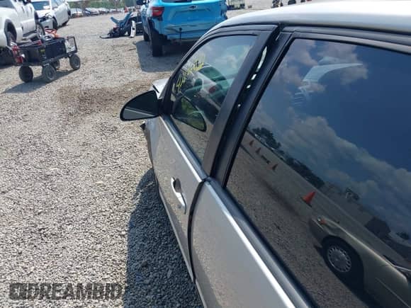 2007 Chevrolet Malibu LS z VIN 1G1ZS57N97F212959, wystawiony jako IAAI lot #42860832 z przebiegiem 177 266 mil mil oraz . Historia ofert i sprzedaży dostępna na DreamBid. Obrazek 19.