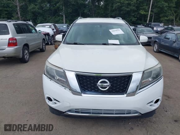 ✅ 2015 Nissan Pathfinder SL • VIN: 5N1AR2MM5FC705429 • Lot: 42678231. Wystawiony na IAAI z przebiegiem 162 526 mil. Bezpłatny archiwum sprzedaży aukcyjnych z USA i szczegółowy raport historii pojazdu na DreamBid. Zdjęcie 12.