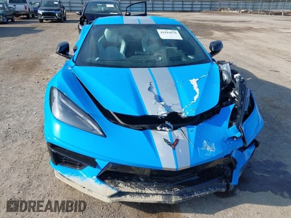 ✅ 2023 Chevrolet Corvette 2LT • VIN: 1G1YB2D41P5135323 • Lot: 41914578. Listed on IAAI with 4,957 mi. Free auction sales archive from the USA and detailed vehicle history report at DreamBid. Image 6.