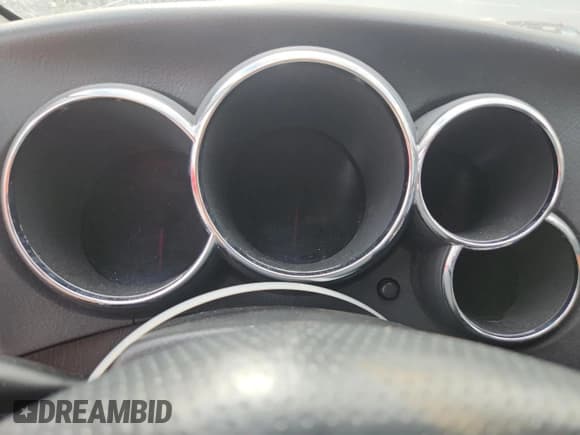 ✅ 2006 Toyota Matrix XR • VIN: 2T1KR32E46C621796 • Лот: 81264175. Опубликован ранее на Copart с пробегом Не указан. Бесплатный доступ к архиву аукционных продаж из США и подробный отчёт об истории автомобиля на DreamBid. Изображение 9.