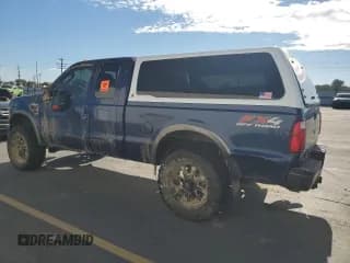 ✅ 2008 Ford F-250 XL • VIN: 1FTSX21R68EB72190 • Лот: 86870495. Опубликован ранее на Copart с пробегом 210 820 миль. Бесплатный доступ к архиву аукционных продаж из США и подробный отчёт об истории автомобиля на DreamBid. Изображение 2.