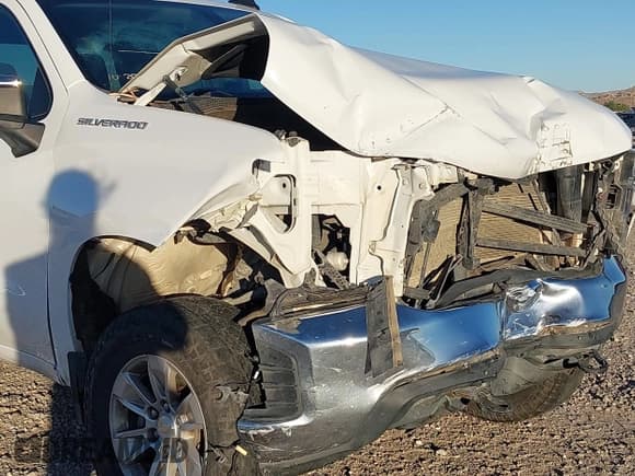 ✅ 2020 Chevrolet Silverado 1500 LT • VIN: 1GCRYDED2LZ294763 • Лот: 43483451. Опубликован ранее на IAAI с пробегом 173 119 миль. Бесплатный доступ к архиву аукционных продаж из США и подробный отчёт об истории автомобиля на DreamBid. Изображение 6.