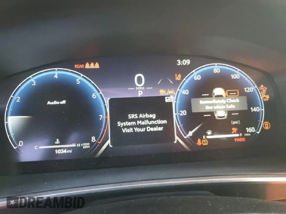 ✅ 2026 Toyota Corolla Cross XLE • VIN: 7MUDAABG0TV150339 • Лот: 91928275. Опубликован ранее на Copart с пробегом 1 034 миль. Бесплатный доступ к архиву аукционных продаж из США и подробный отчёт об истории автомобиля на DreamBid. Изображение 9.