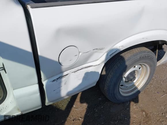 ✅ 2002 Chevrolet S-10 LS • VIN: 1GCCS145728233445 • Лот: 43176379. Опубликован ранее на IAAI с пробегом 300 871 миль. Бесплатный доступ к архиву аукционных продаж из США и подробный отчёт об истории автомобиля на DreamBid. Изображение 6.