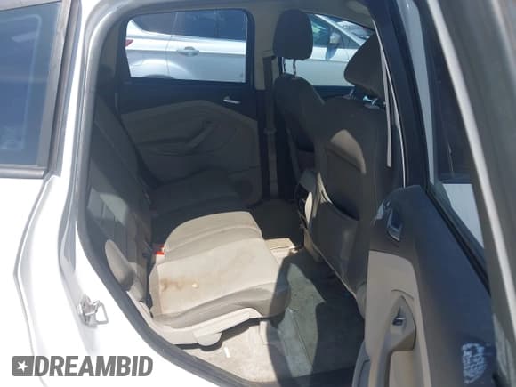 ✅ 2013 Ford C-Max SE • VIN: 1FADP5AU5DL513086 • Lot: 43157249. Wystawiony na IAAI z przebiegiem 193 727 mil. Bezpłatny archiwum sprzedaży aukcyjnych z USA i szczegółowy raport historii pojazdu na DreamBid. Zdjęcie 8.