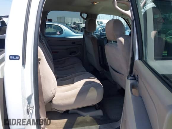 ✅ 2006 GMC Sierra 1500 SLE1 • VIN: 2GTEC13T761142433 • Lot: 42803735. Listed on IAAI with 205,142 mi. Free auction sales archive from the USA and detailed vehicle history report at DreamBid. Image 8.